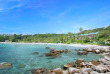 Indonésie - Bintan - Banyan Tree Bintan - Accès à la plage de l'hôtel voisin, l'Angsana Bintan