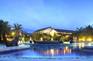Vietnam - Hoi An - Palm Garden Hoi An - Piscine de l'hôtel