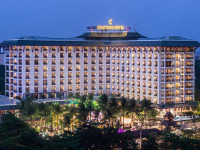 Myanmar - Yangon - Chatrium Hotel Royal Lake Yangon