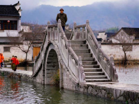 Chine - Village traditionnel de l'Anhui © CTNA