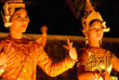 Cambodge - Siem Reap - Samar Villas and Spa Resort - Soirée spectacle de danses cambodgiennes © Philippe Charlot – 2011