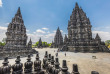 Indonésie - Java - Temple de Prambanan © Curioso – Shutterstock