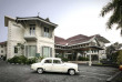 Indonésie - Jogjakarta - The Phoenix Hotel Yogyakarta - MGallery Collection - Vue extérieure de l'hôtel