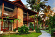 Indonésie – Lombok – Holiday Resort – Garden Chalet Building