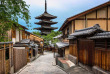 japon - quartier de Gion et temple Yasaka Jinja © Anshar Shutterstock