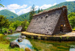 japon - Village de Shirakawago © Ischmidt - Shutterstock