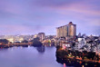 Vietnam - Hanoi - Sofitel Plaza - Vue sur le Sofitel Plaza Hanoi et sur le Lac de l'Ouest © David Dinh