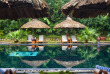 Vietnam - Hue - Pilgrimage Village Hue - La piscine de l'hôtel