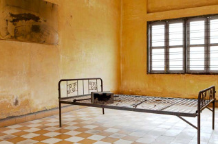 Cambodge - Phnom Penh - Musée Tuol Sleng © Folterbett Digitalpress- Fotolia