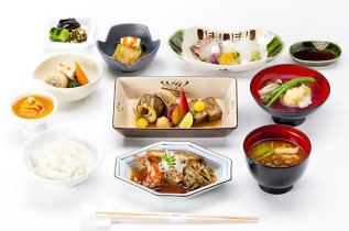 ANA - All Nippon Airways - Catering