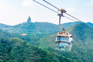 Hong Kong - Le Bouddha de Lantau © iStock, Apidechphoto