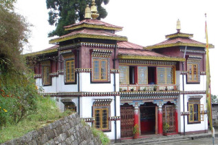 Inde - Monastère à Darjeeling © Kanojia