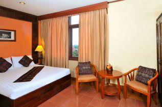 Laos - Pakse Hotel - Superior Room