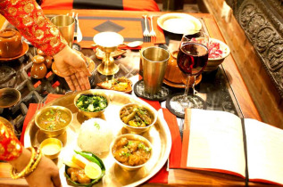 Népal - Restaurant du Dwarika's Hotel © Dwarika's Group