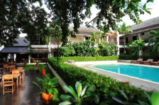 Thailande - Chiang Mai - Rimping Village - Piscine et vue générale