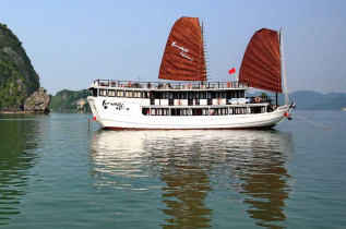 Vietnam - La jonque Image à Halong © 2013 Pelican Croisière de Luxe