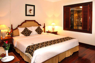 Vietnam - Hue - Saigon Morin - Colonial Deluxe Room