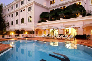 Vietnam - Hue - Saigon Morin - Piscine de l'hôtel