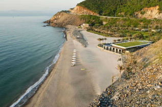 Vietnam - Nha Trang - Mia Hotel Nha Trang - Plage de l'hôtel