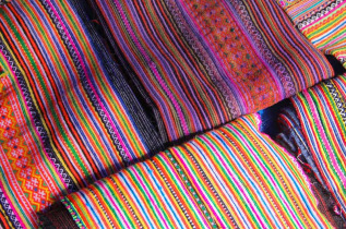 Vietnam - Tissus traditionnel Hmong © Post Hit Press