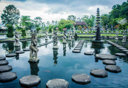 Indonésie - Bali - Le Palais aquatique de Tirta Gangga © Jennifer Hayes – Seatrek