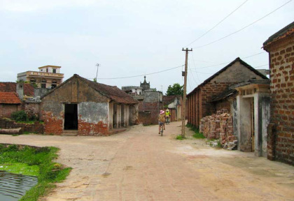 Vietnam - Hanoi - Duong Lam et Mong Phu