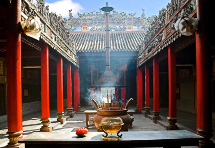 Vietnam - Le Vietnam Classique - Hue, temple Thien Hau