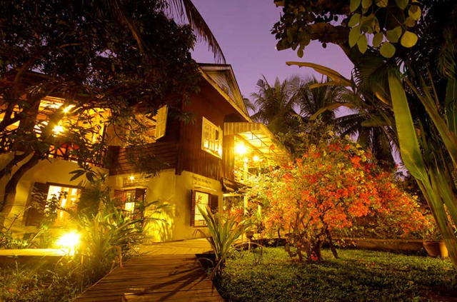 Cambodge - Siem Reap - Mystères d'Angkor Lodge - Vue extérieur