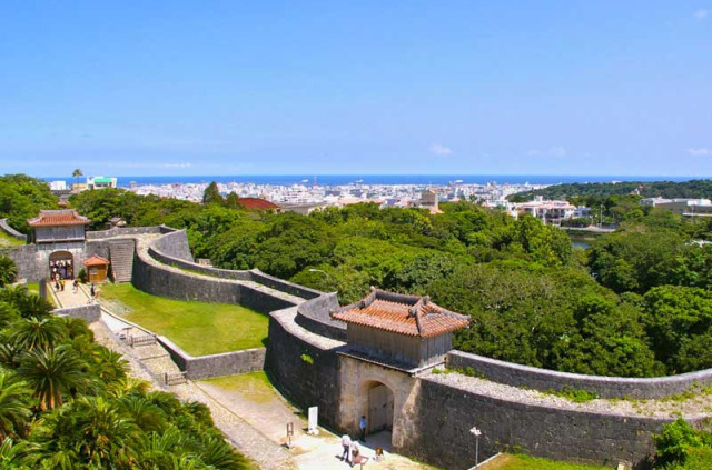 japon - Château de Shuri © Rruntsch - Shutterstock